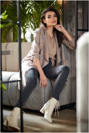 Cardigan elegant de dama tip sacou in carouri