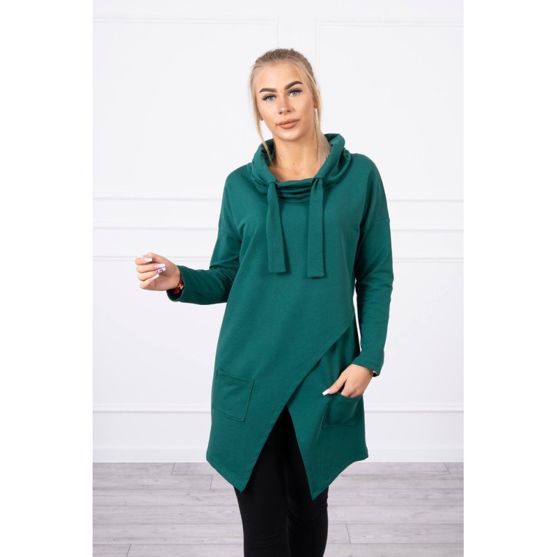 Hanorac verde asimetric cu guler inalt