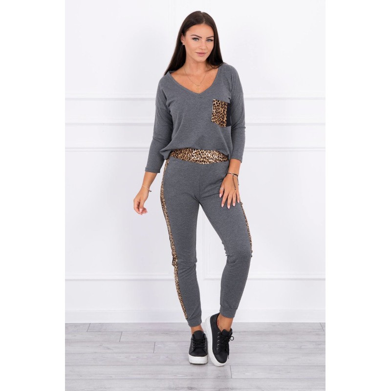 Trening gri-inchis cu pantaloni lungi drepti cu buzunare