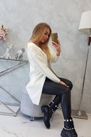 Cardigan alb dama pufos cu gluga si buzunare subtire